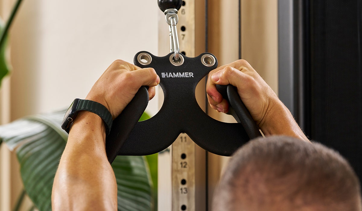 Latissimus grip performance Latissimus grip performance